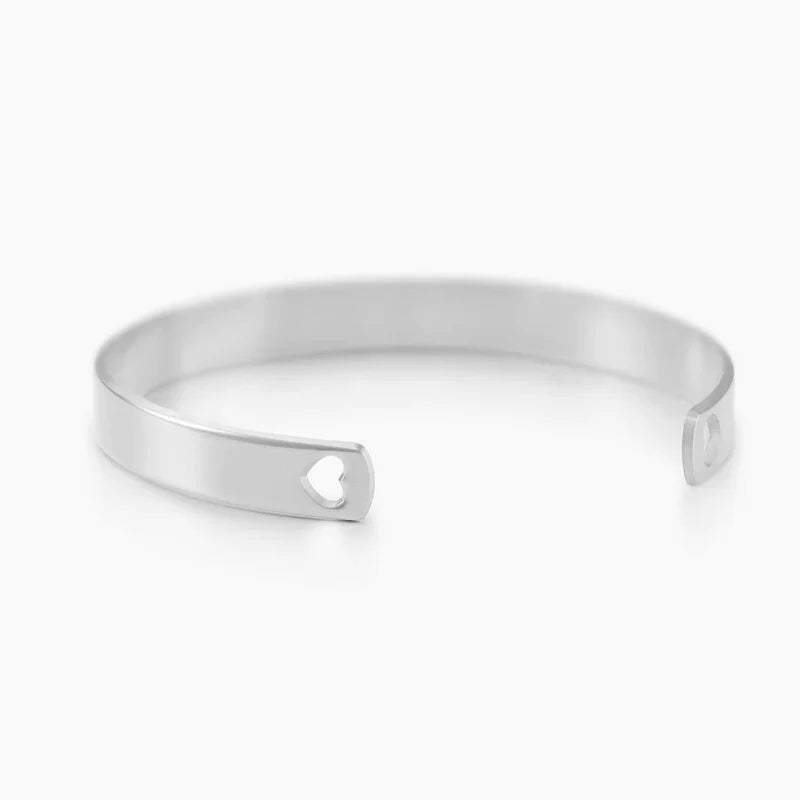 MY HEART BANGLE